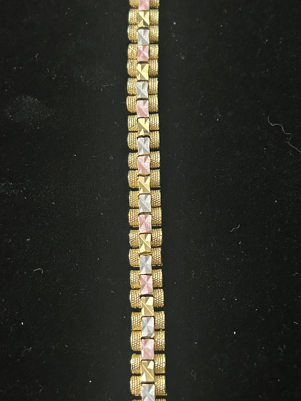 B101 - 14k Gold VVS CZ Multi Color Stone 7.5 Inch