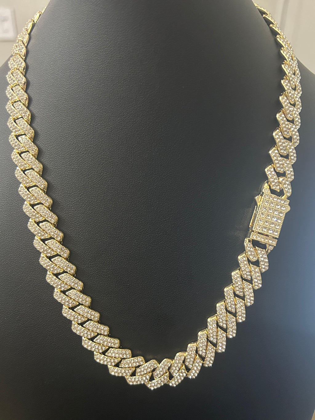 14k Gold VVS CZ 20in 12MM Iced Out Cuban