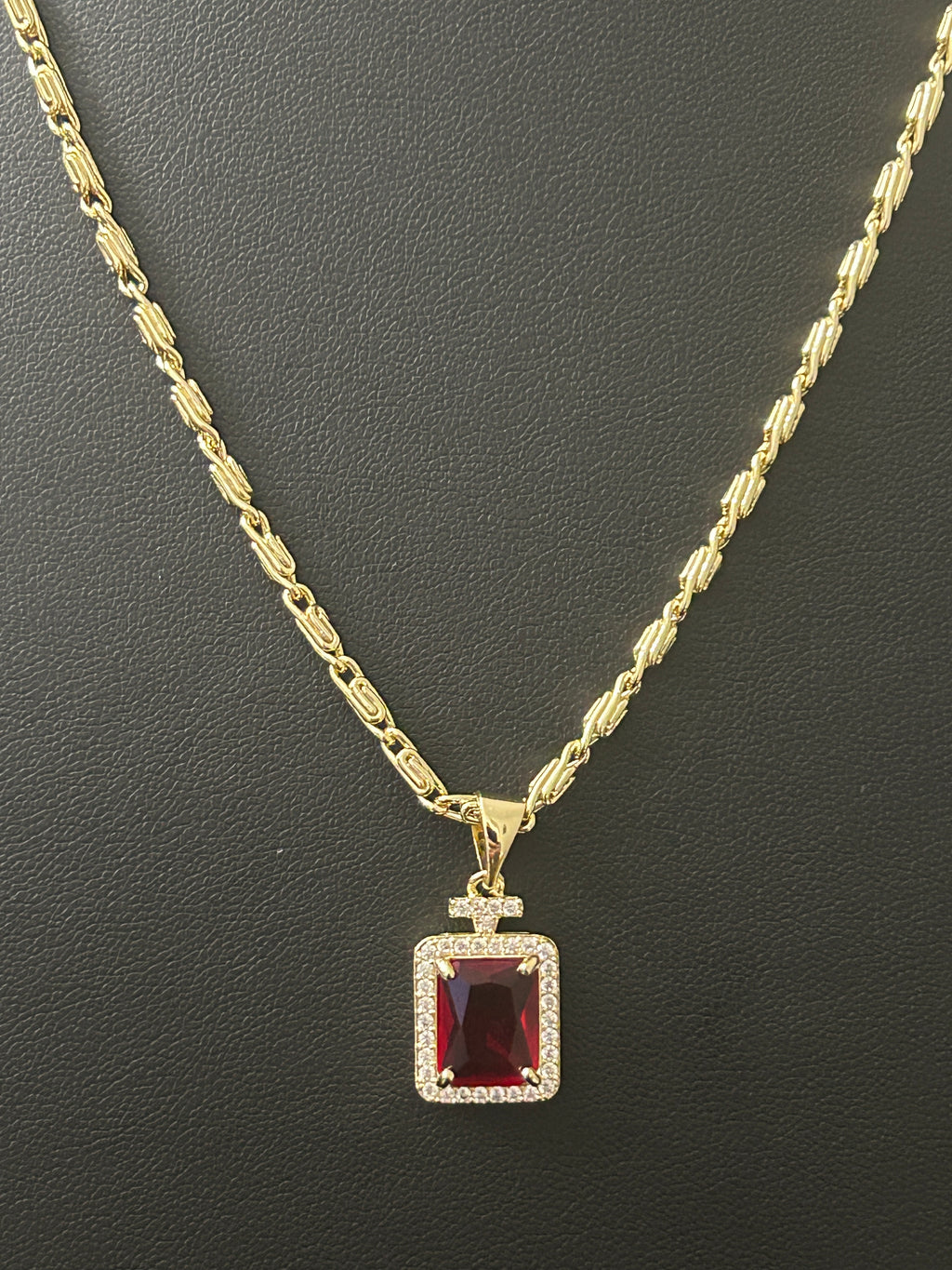 14k Gold 18 Inch Necklace W/ VVS CZ Red Pendant