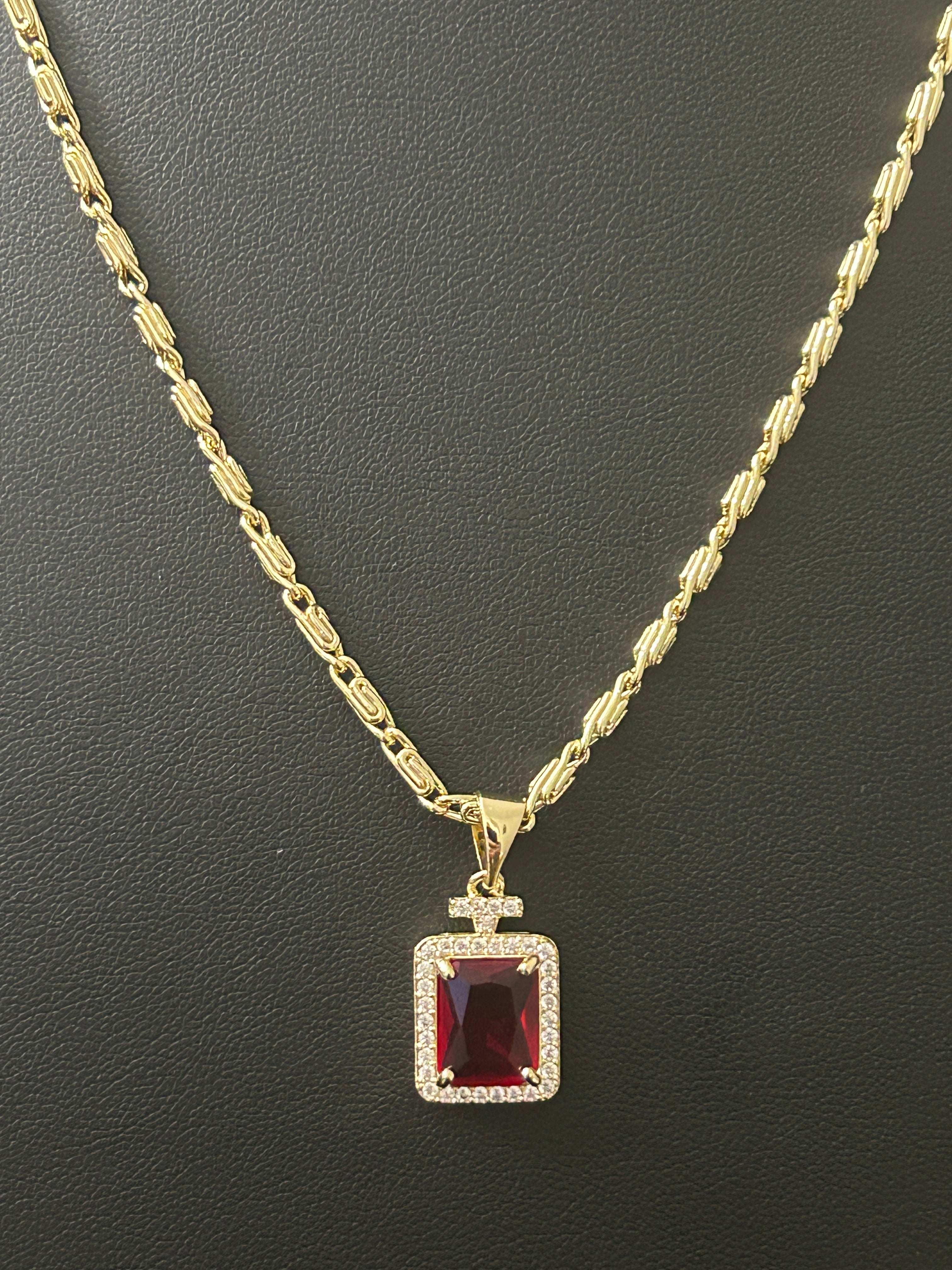 14k Gold 18 Inch Necklace W/ VVS CZ Red Pendant