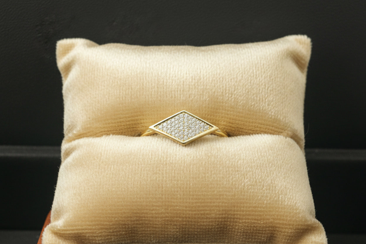 14k Gold VVS CZ Size 8
