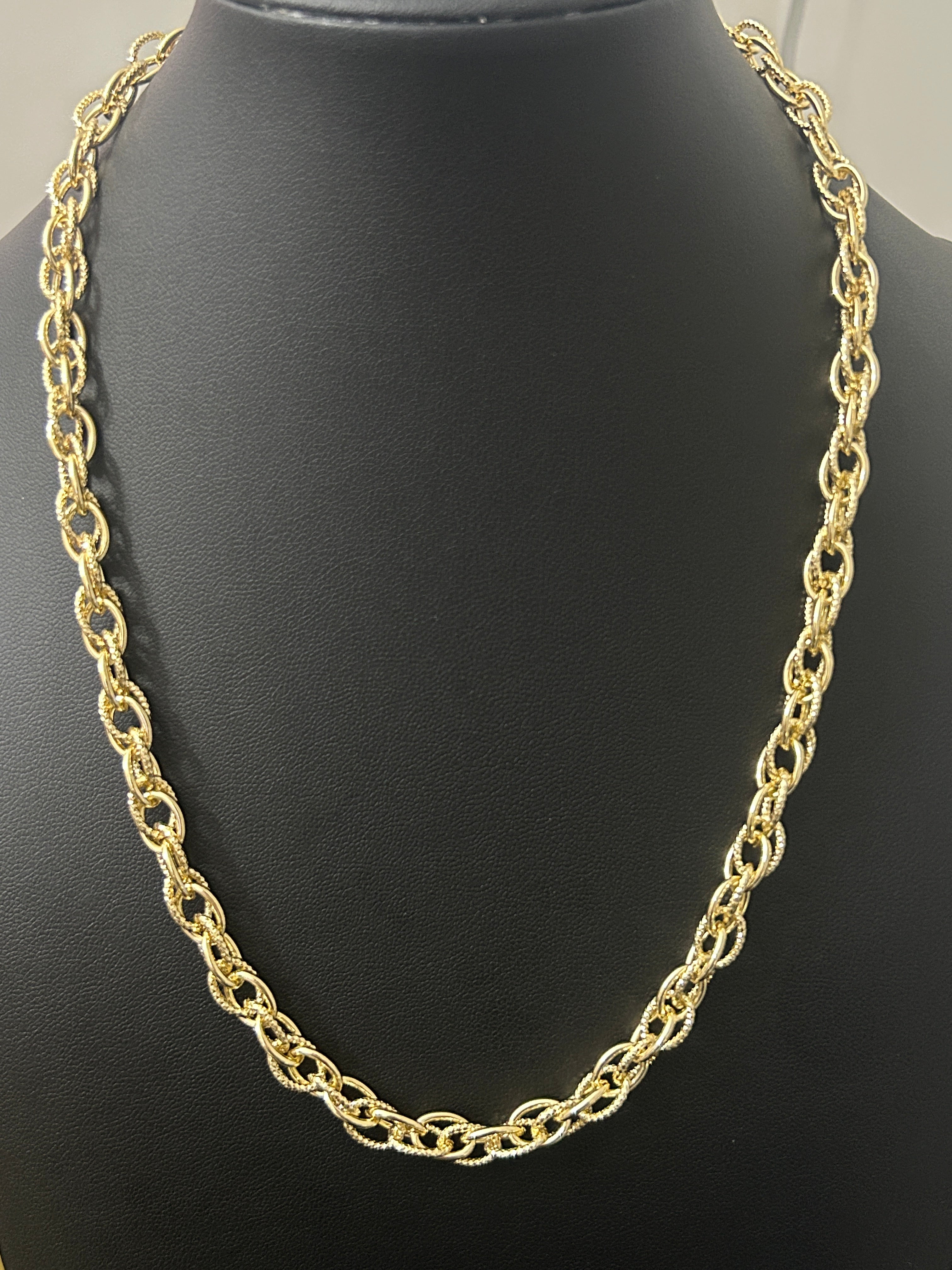14k Gold 18-20in Circle Link Chain