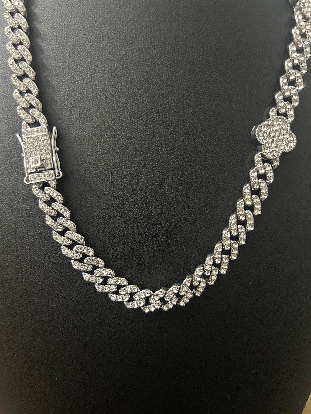 14K White Gold VVS CZ Iced Out 20in Cuban/Clovers