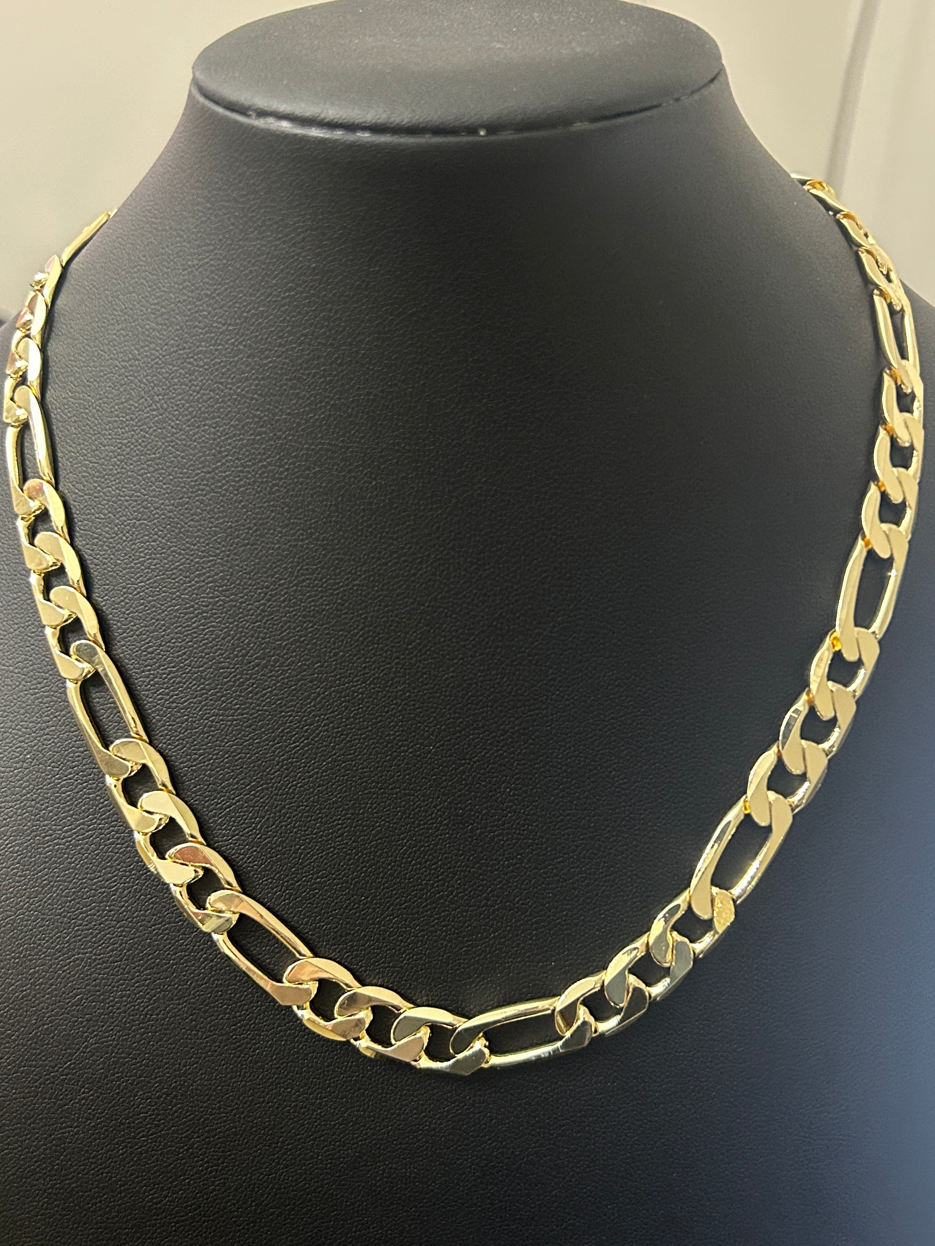 14K Gold 18in Figaro 9MM