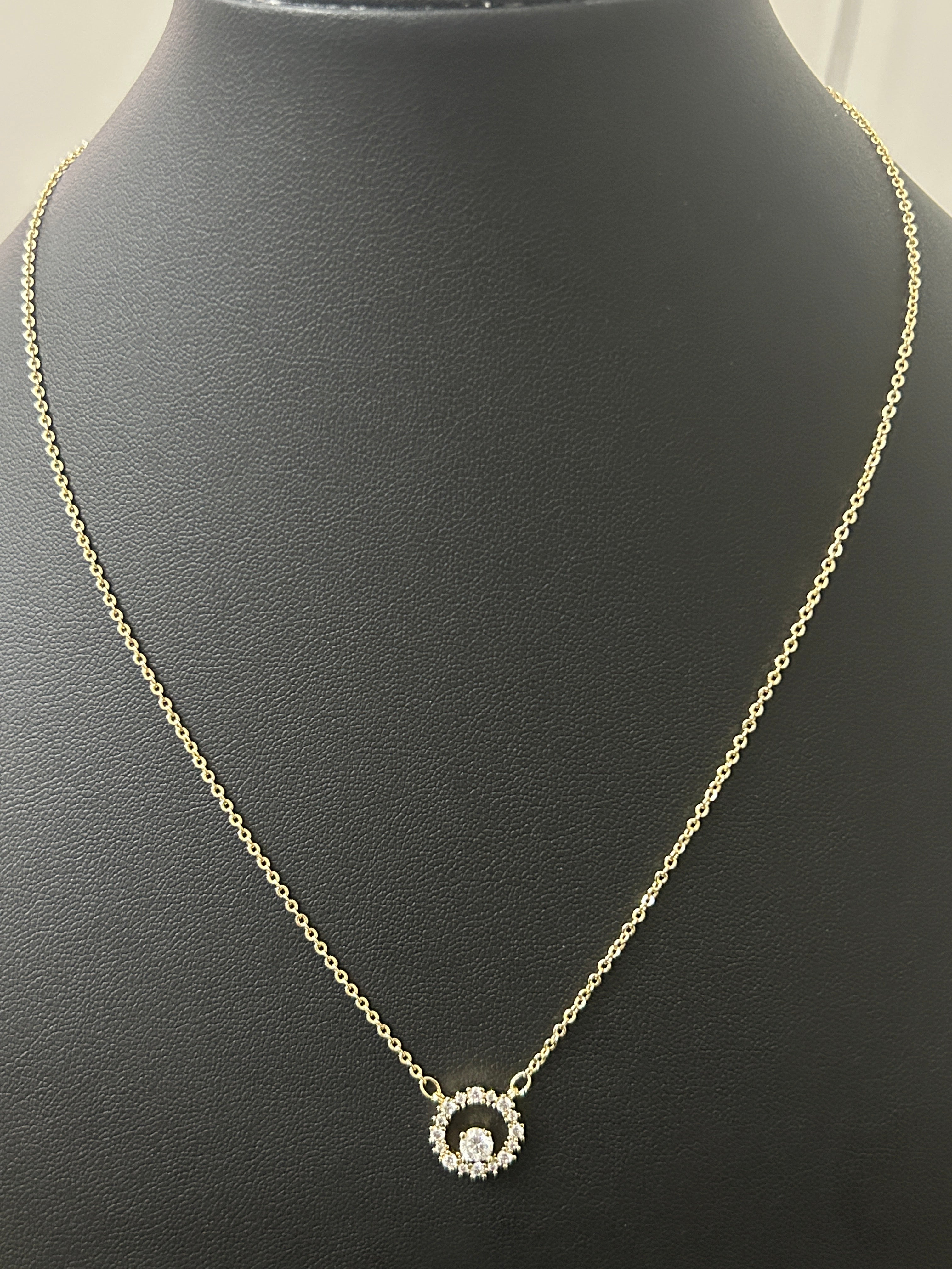 14K Gold 16-18in Thin Chain W/VVS CZ Circle Pendant