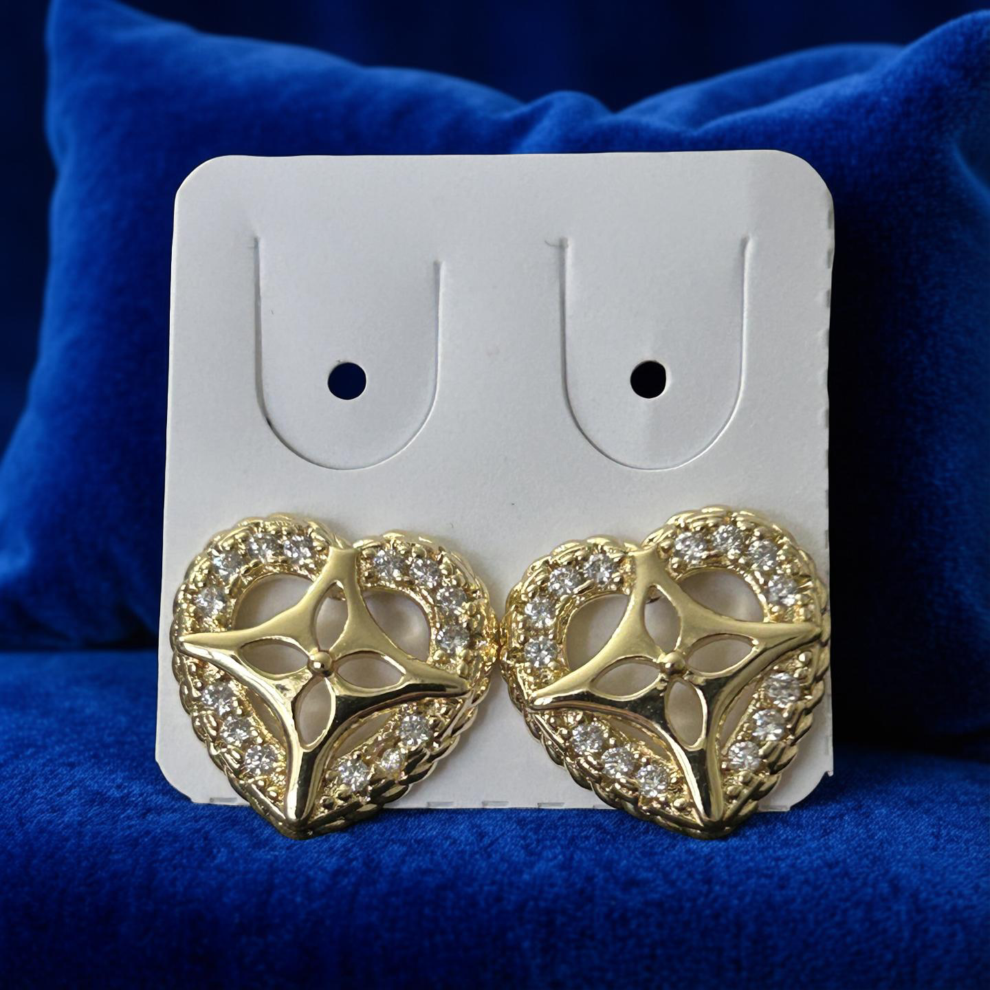 14k Gold VVS CZ Heart Studs