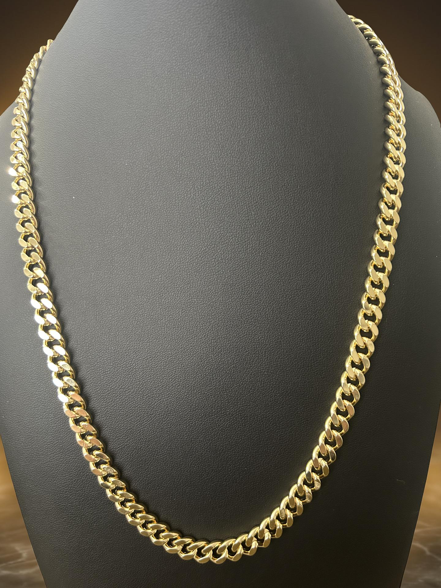 14K Gold Filled Cuban Link Chain Necklace | 24in 8mm High Polish