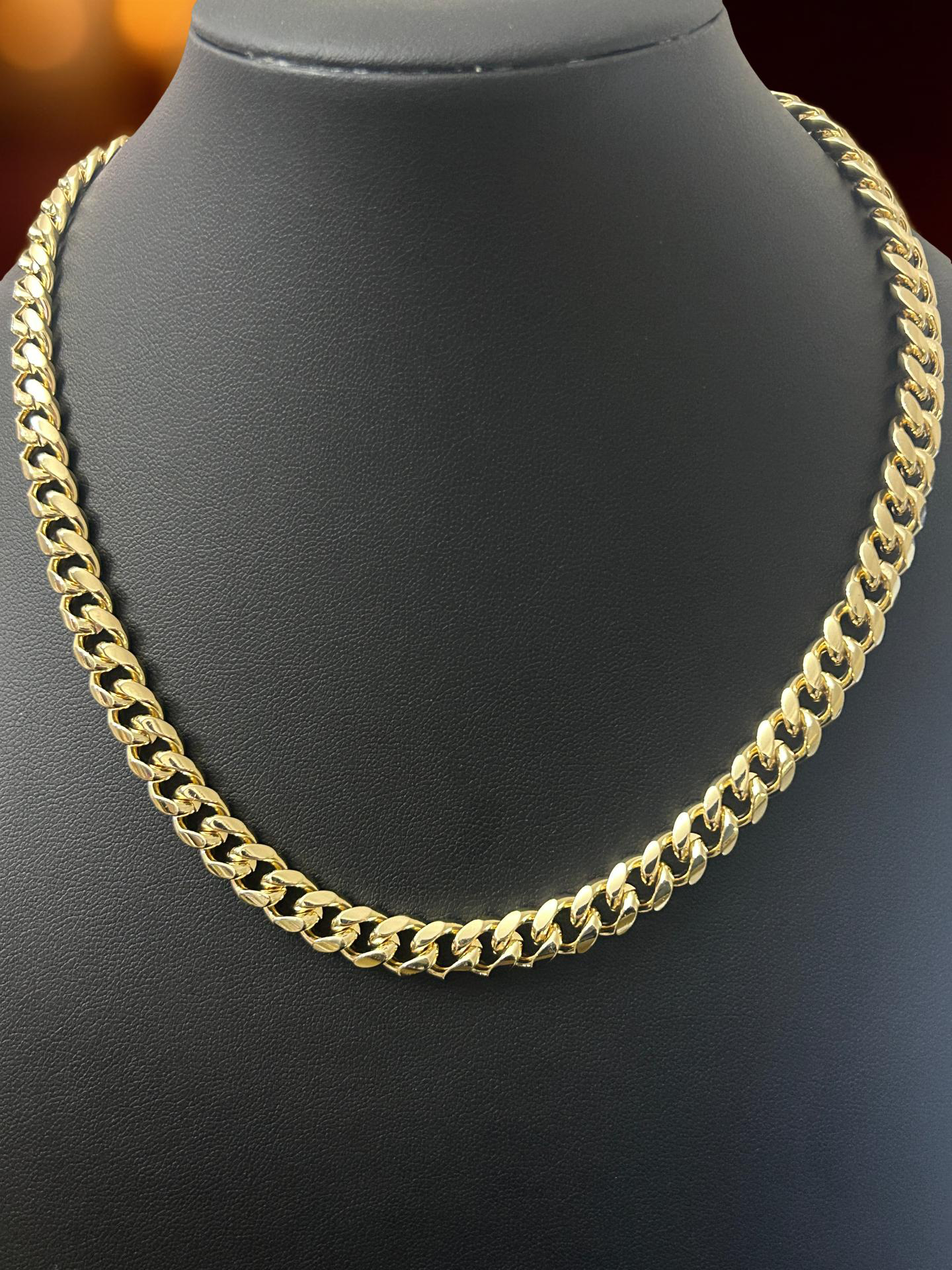 14K Gold 18in Cuban 7MM W/ VVS CZ Iced Out Lock