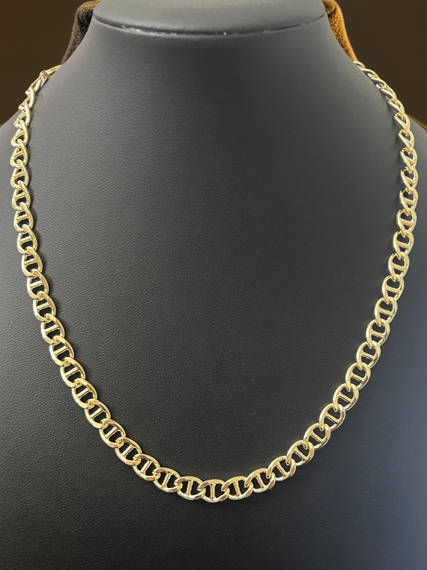14K Gold 18in Gucci Link 7MM