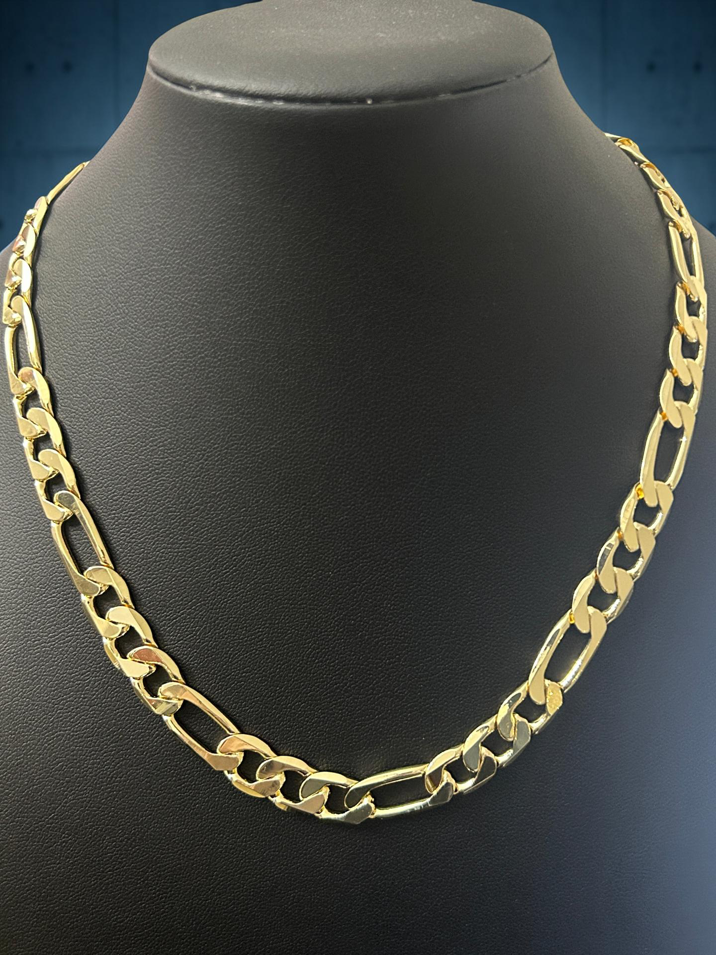 14K Gold 18in Figaro 9MM