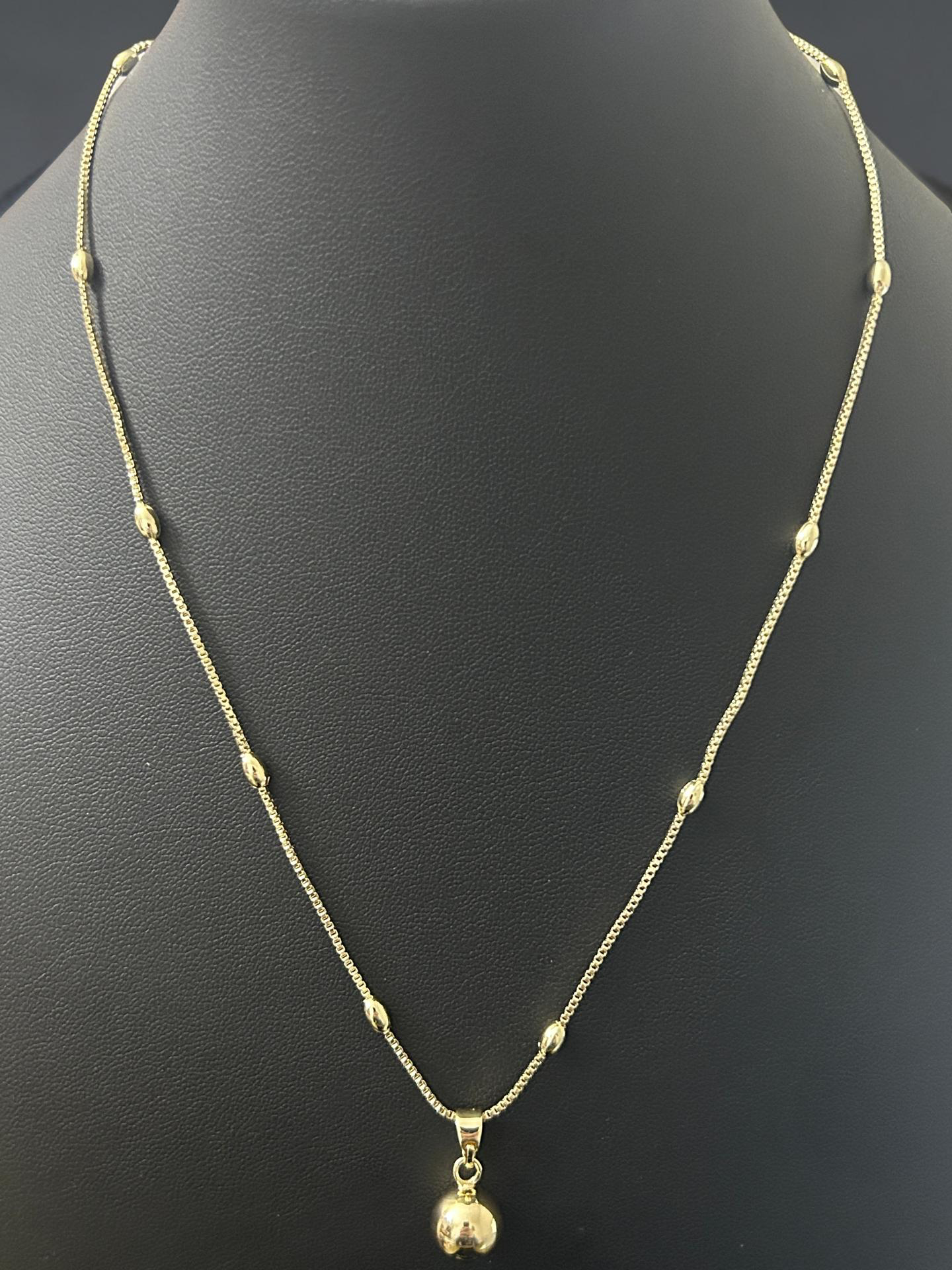14K Gold 18in Chain W/ Ball Pendant