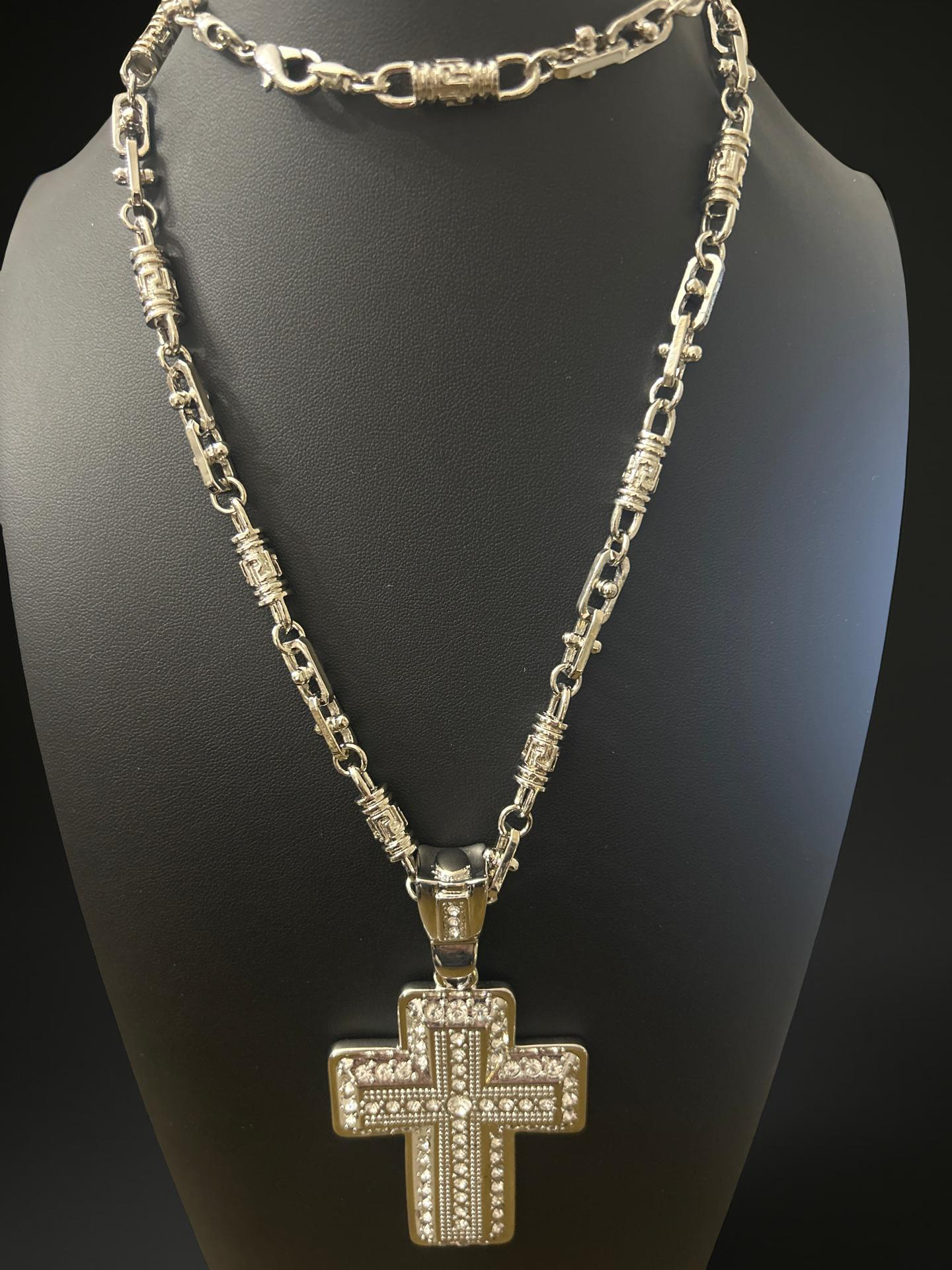 Stainless Steel 30 Inch Barrel Chain W/ Stainless VVS CZ Cross