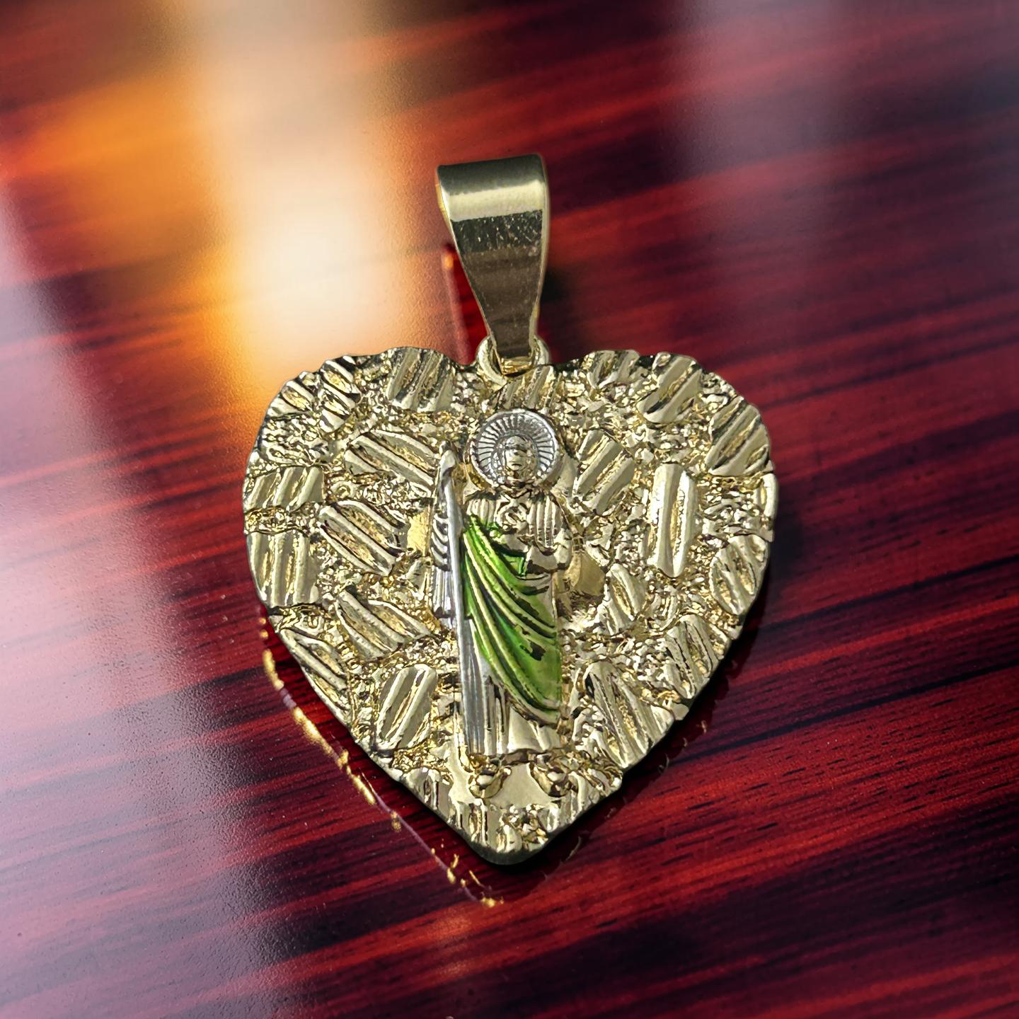 14K Gold Filled Sacred Heart Saint Pendant – Two-Tone Religious Charm