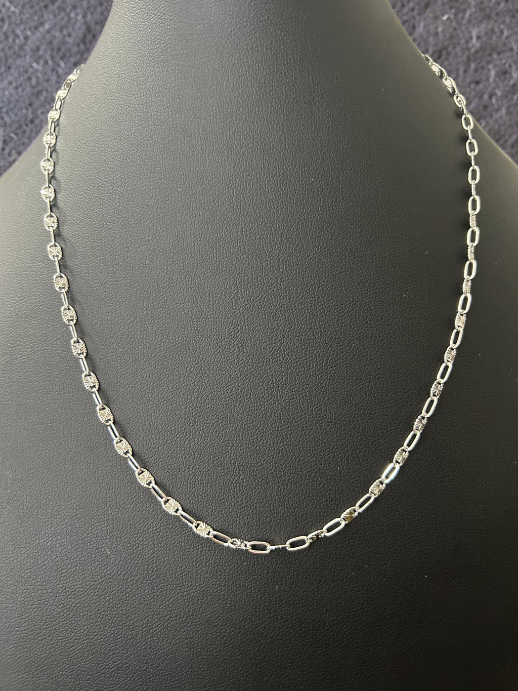 14K White Gold Filled Starburst Disc Oval Link Chain – 18in 3.5mm Diamond Cut Station Necklace