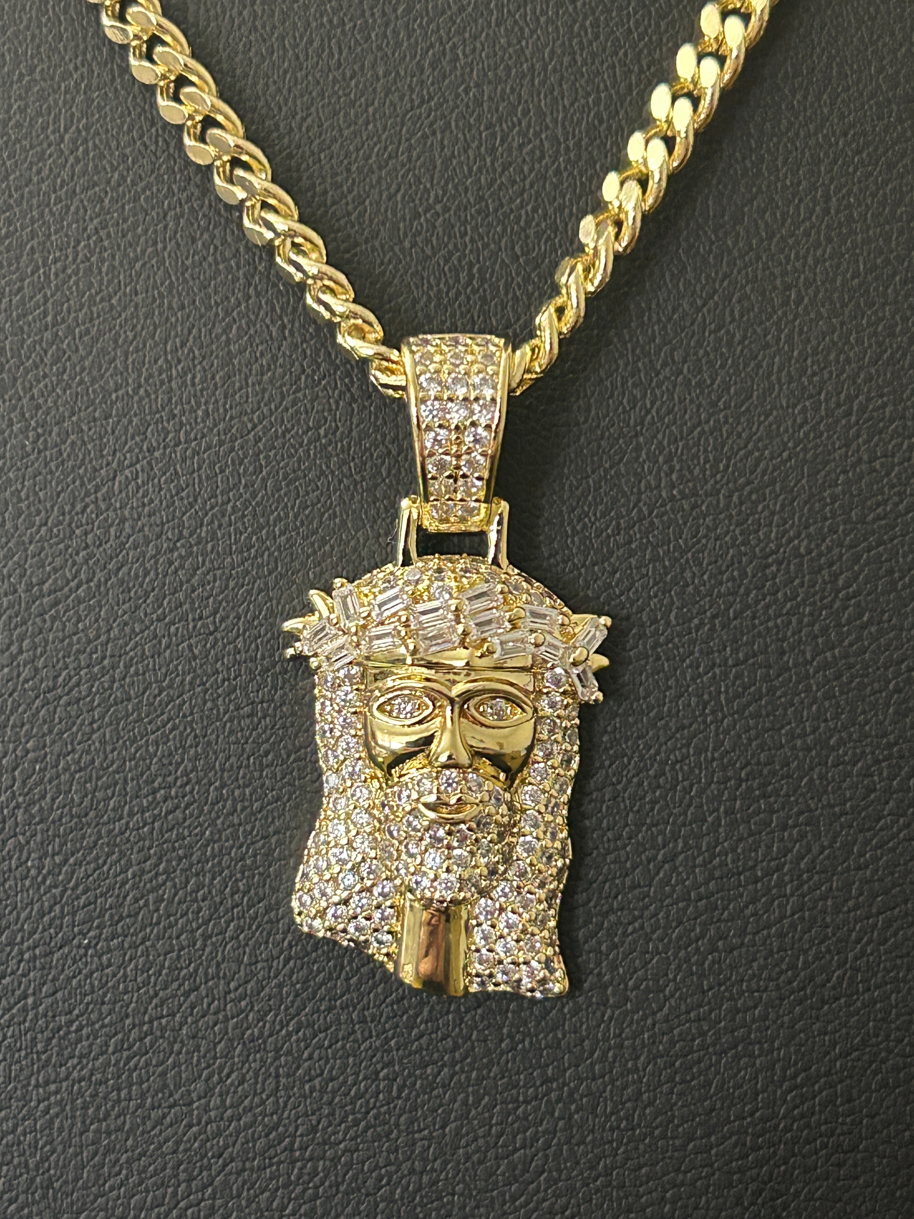 18” 3.5mm 14K Gold Filled Cuban Chain with Iced Out Jesus Head Pendant