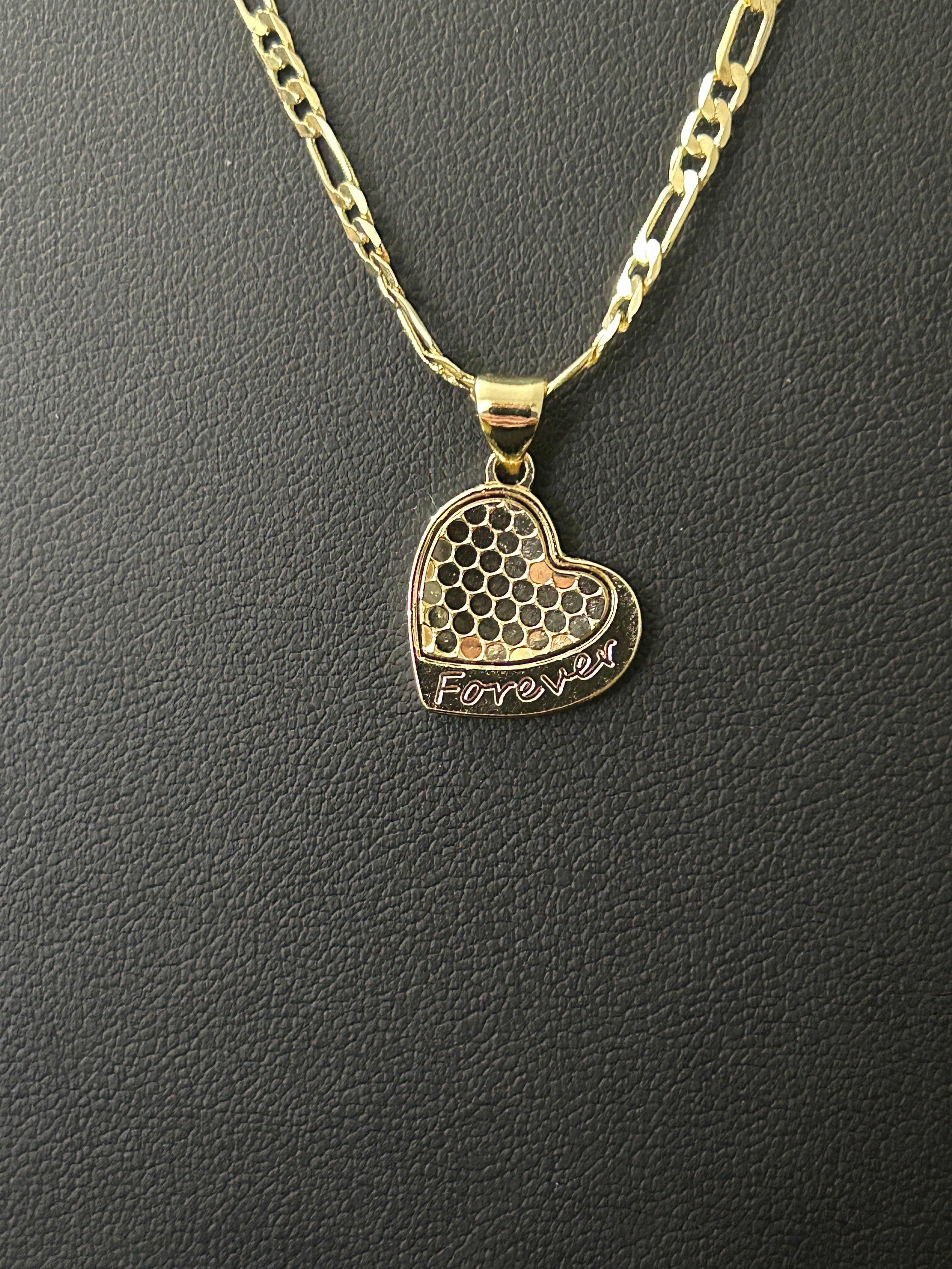 18” 3.5mm Figaro Chain with “Forever Heart” Pendant – Gold Filled Necklace