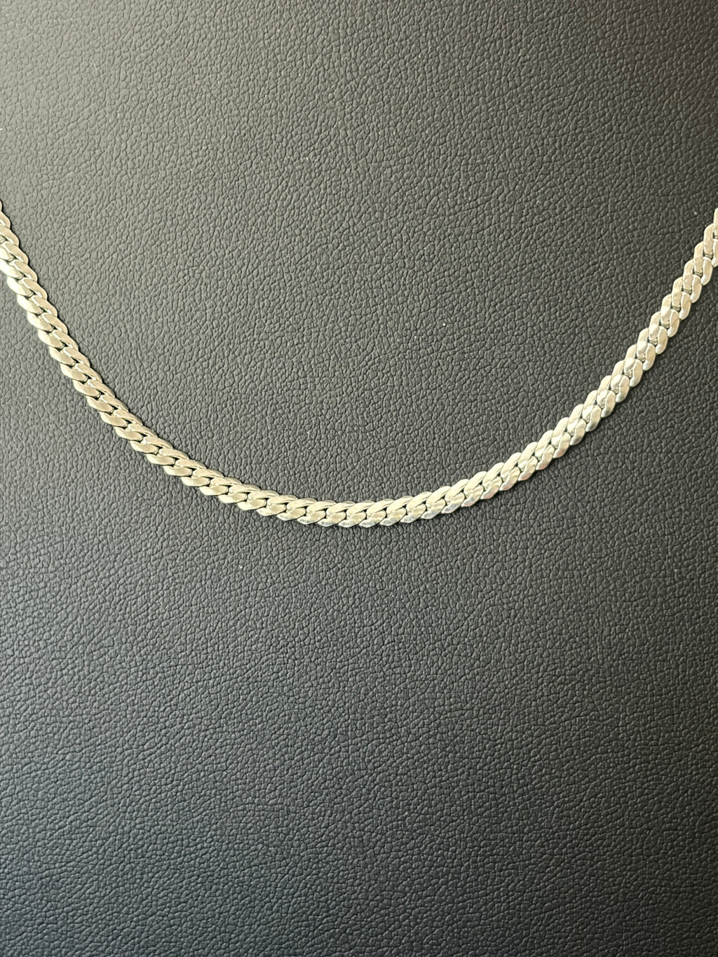 18 Inch 3MM Cuban Link Chain – Stainless Steel Miami Cuban Necklace