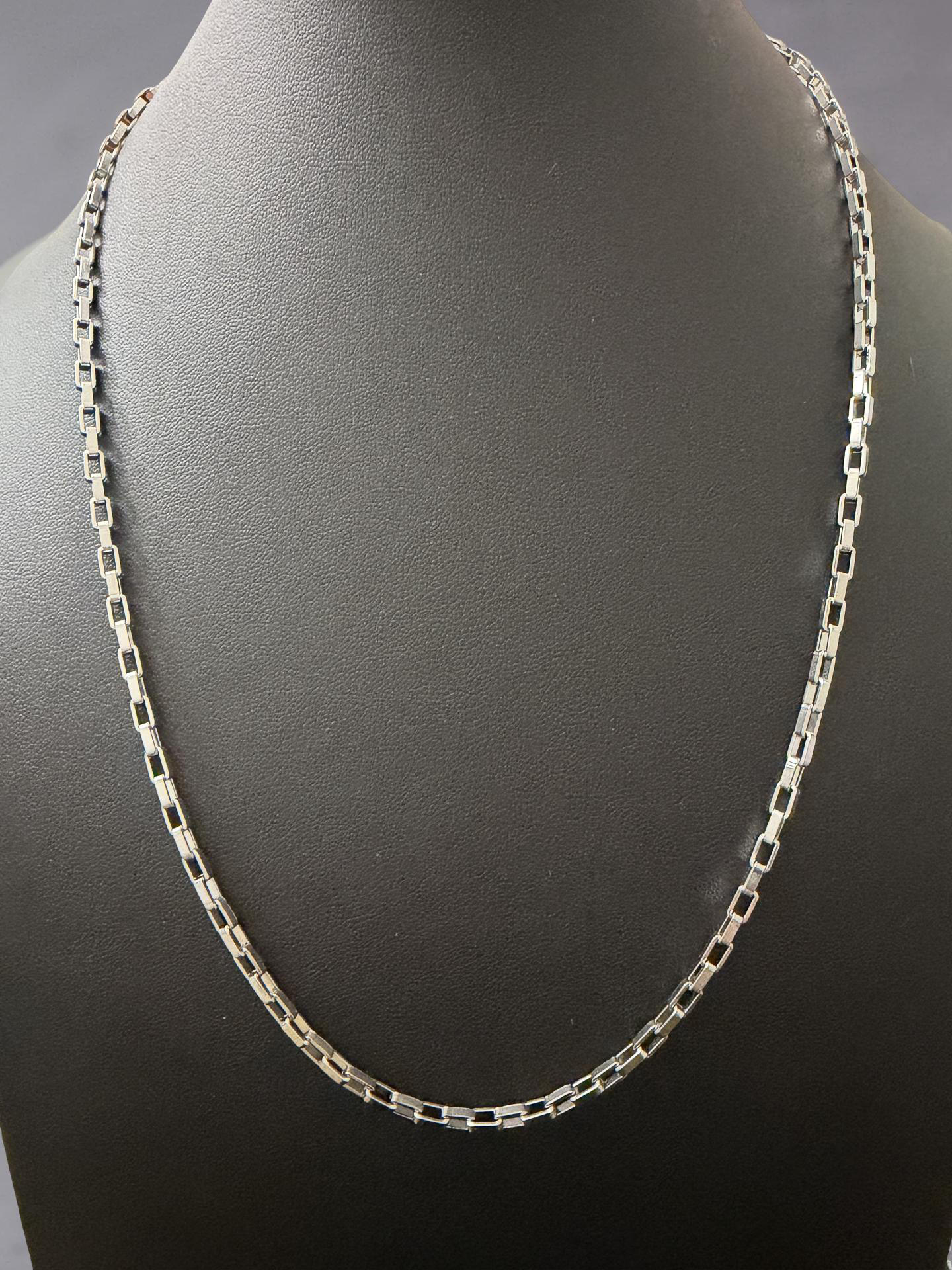 22” Stainless Steel 3mm Box Chain – Sleek, Durable, Everyday Essential