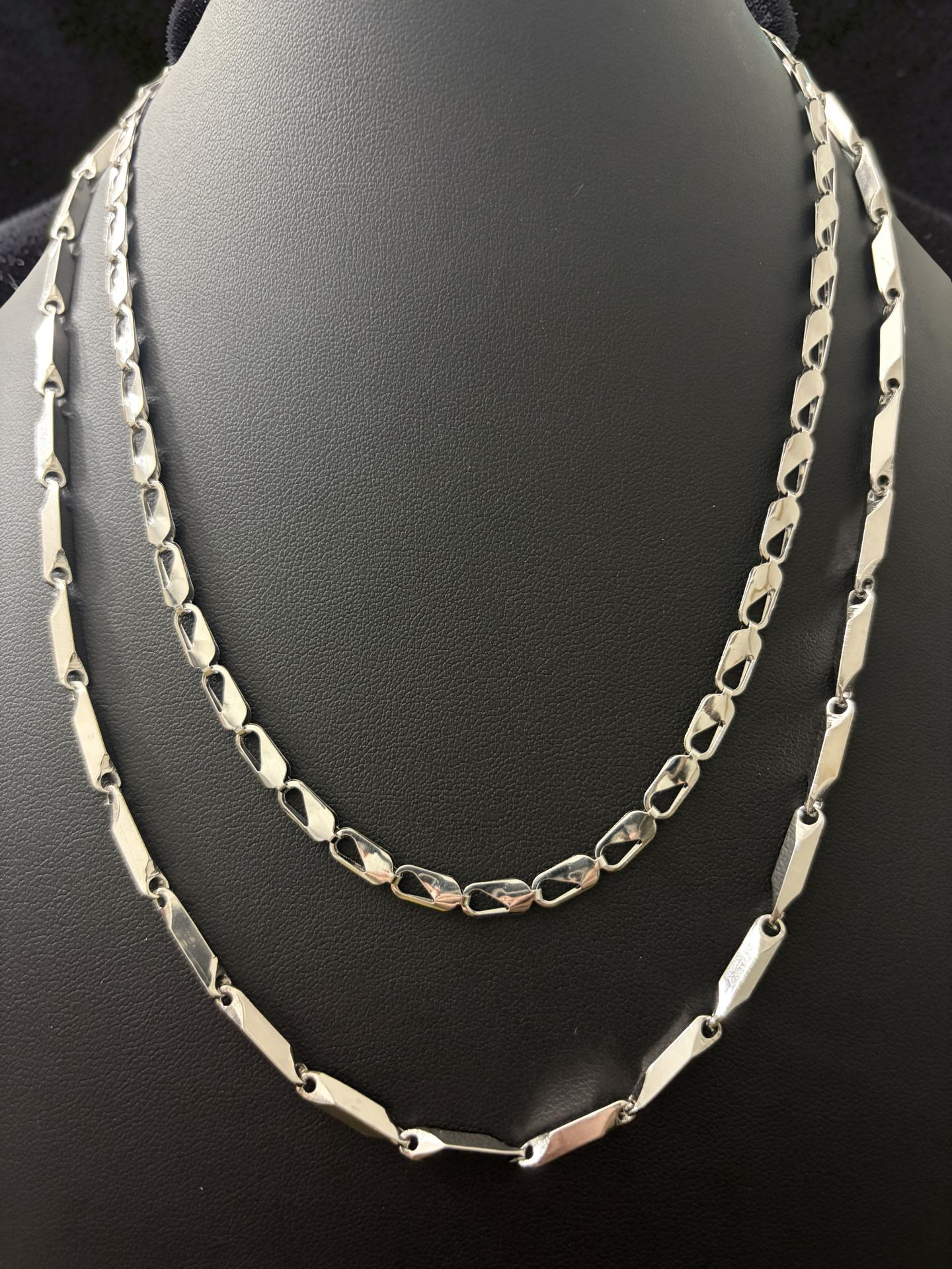 Layered Stainless Steel Chain Combo – 20” Statement Chain + 16–18” Adjustable Chain