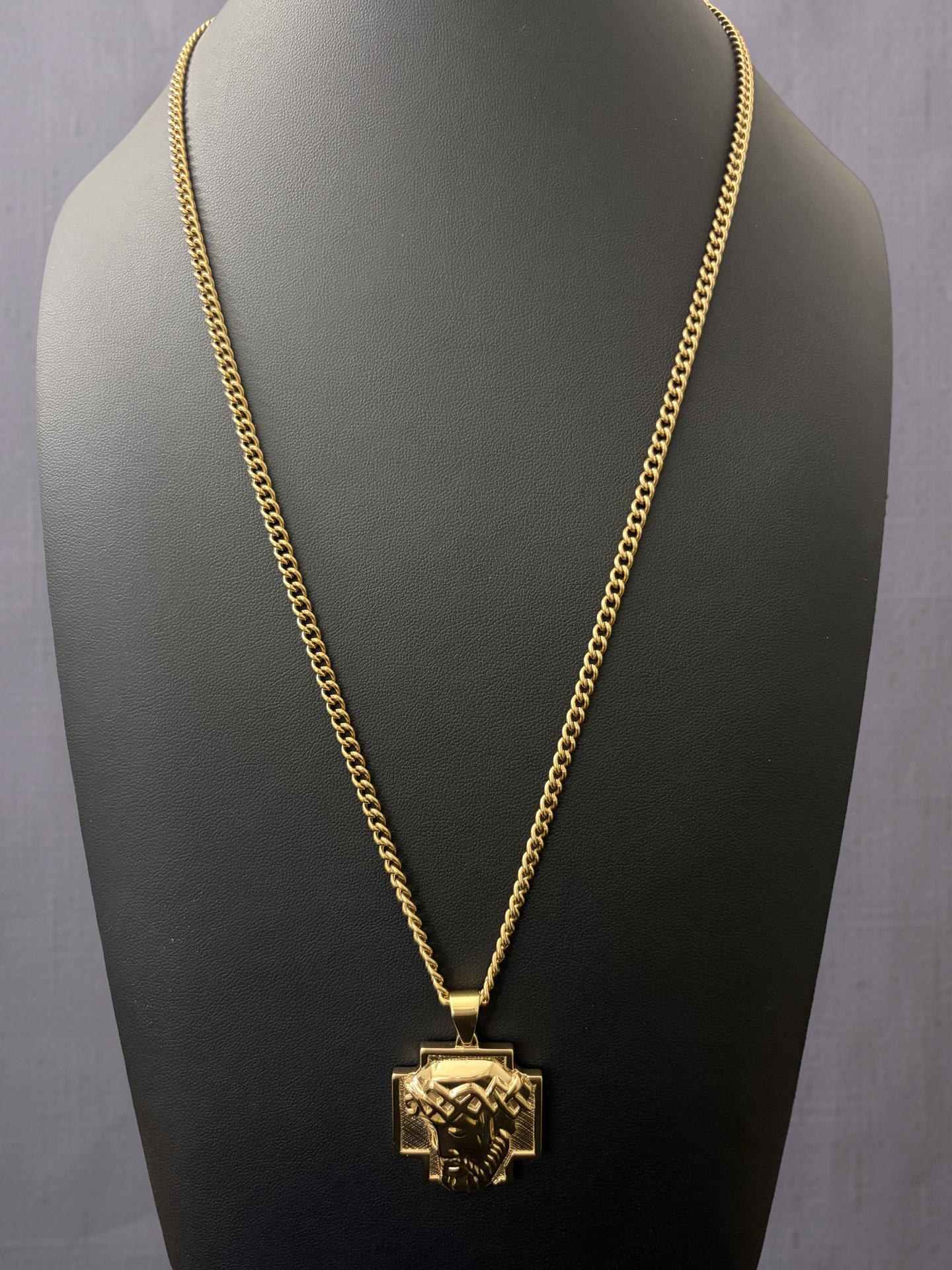 ✝️ 24” Gold Cuban Chain w/ Jesus Pendant (3.5mm)