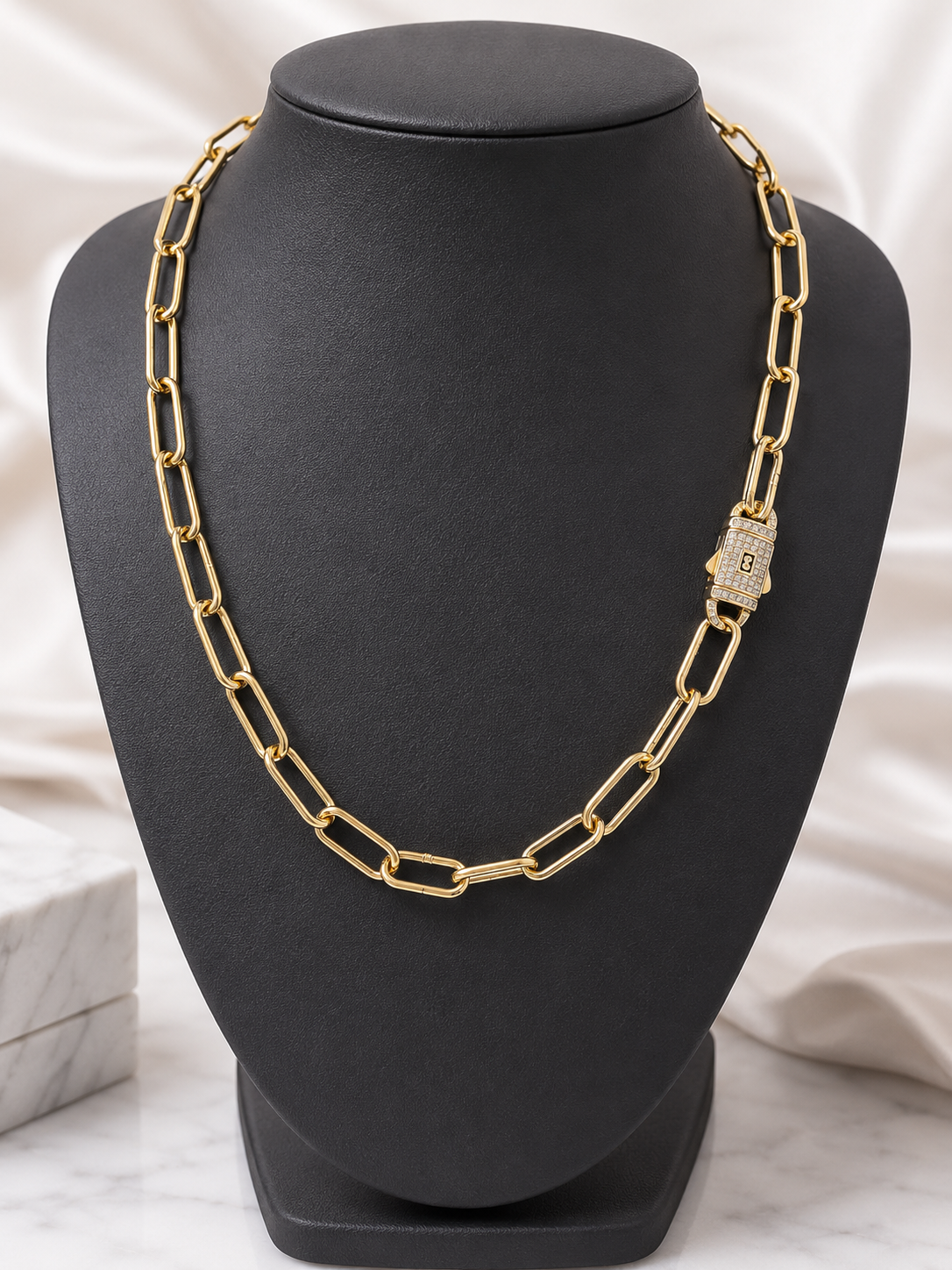 20” 7.5mm Paperclip Chain w/ Iced Out VVS CZ Lock – Luxury Link Necklace