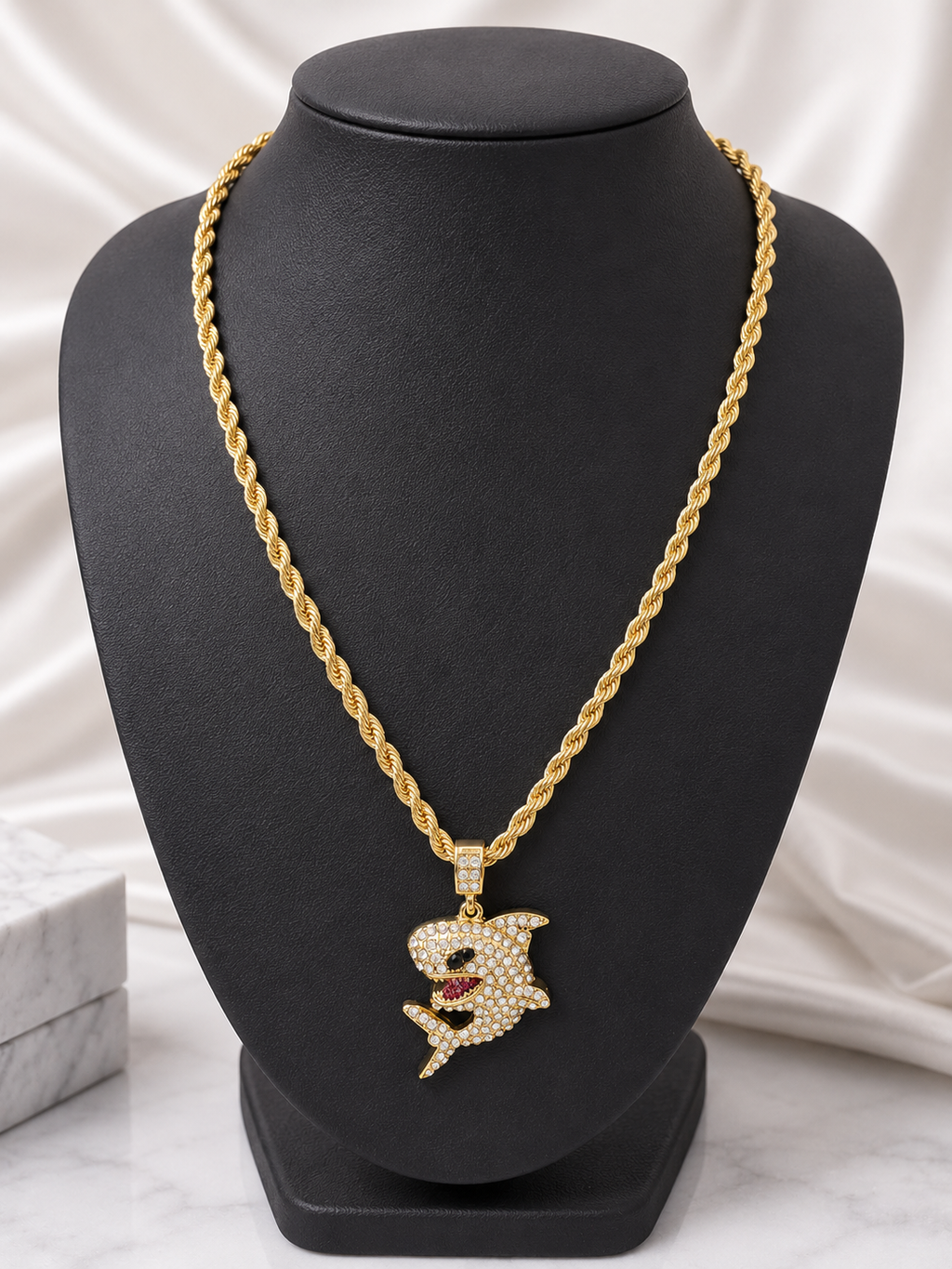 24” 4mm Rope Chain w/ Iced Out VVS CZ Shark Pendant – 14K Gold Filled Over Brass