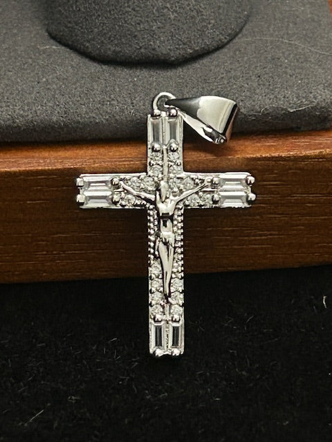 P8 - 14k White Gold Small Cross