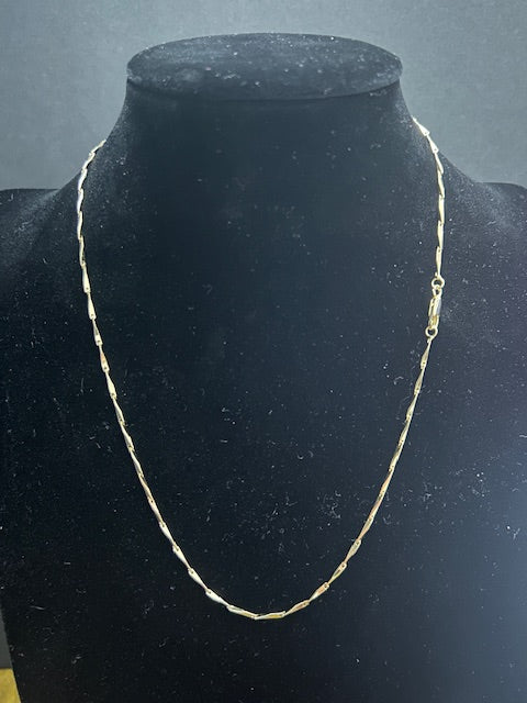 C18 - 14k Gold Women's Thin 18 inch