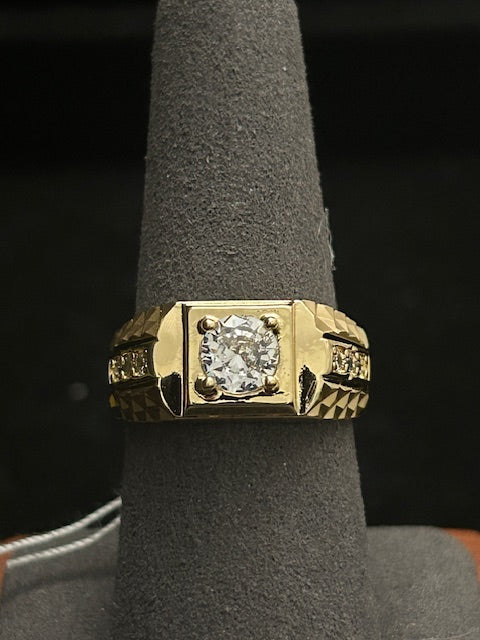 R1 - 14k Men's Size 8 Ring