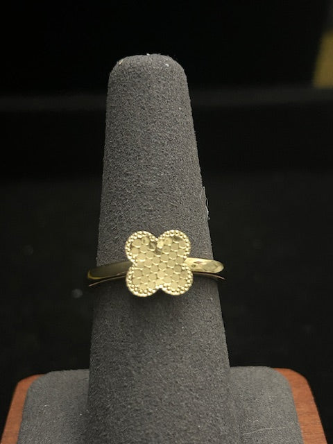 R7 - 14k Women's Adjustable Clover Ring