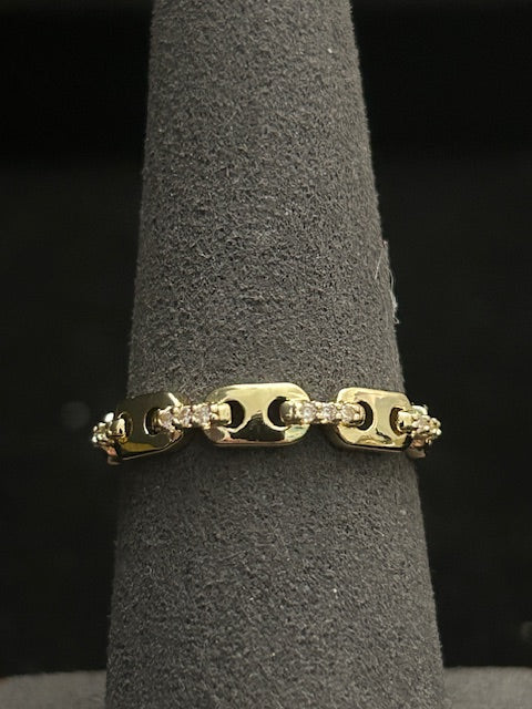 R3 - 14k Women's Size 7 Ring