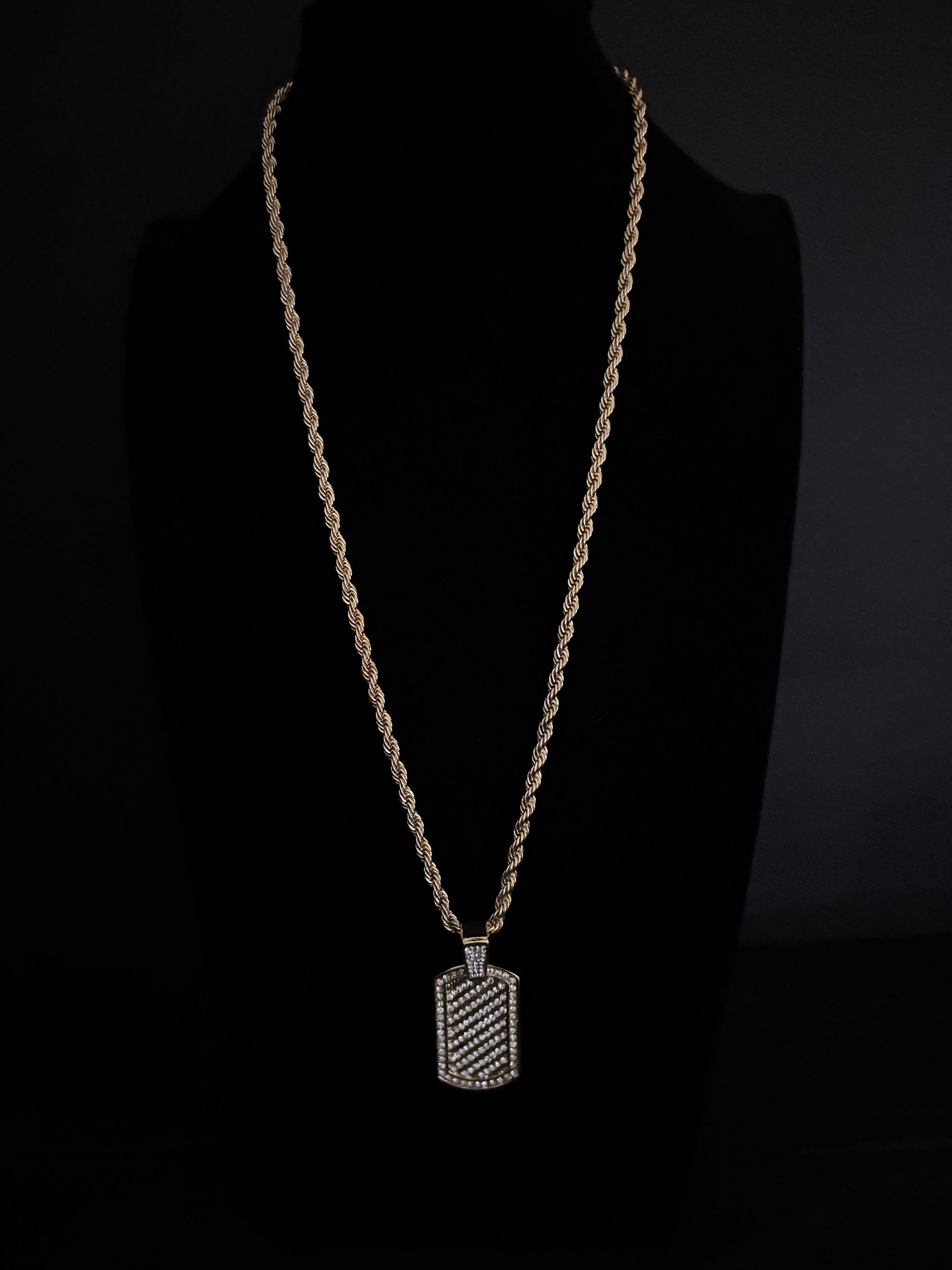 C15- 14K Gold Necklace with Pendant
