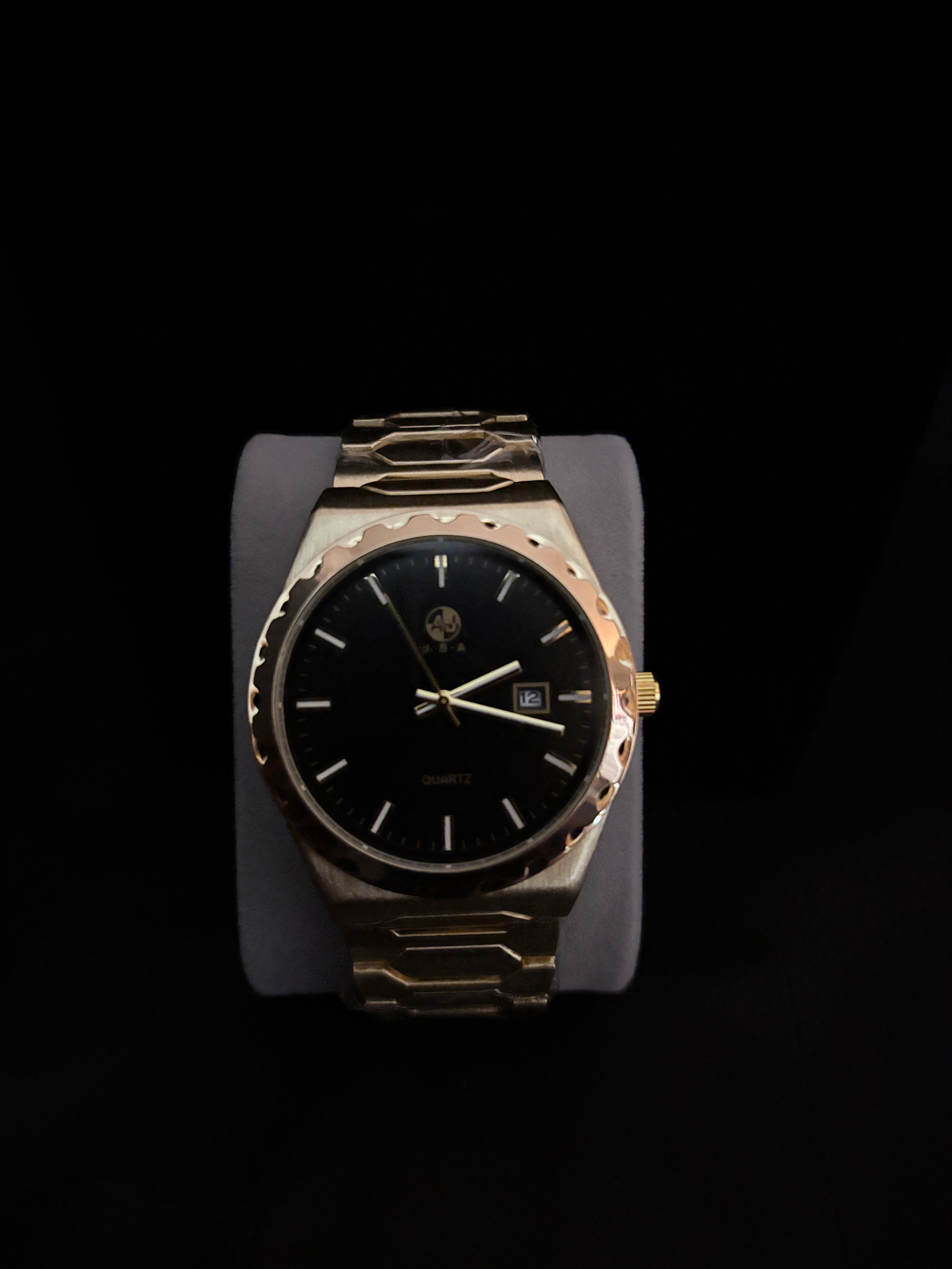 W6- Gold Watch, AJ Style